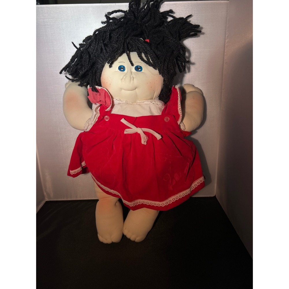 Vintage Cabbage Patch Kid Doll Black Hair Red‎ Dress Signature